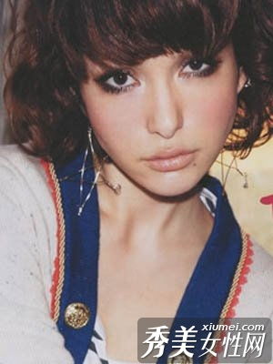 8種流行購(gòu)物與休閑化妝品清單 打造精致日常